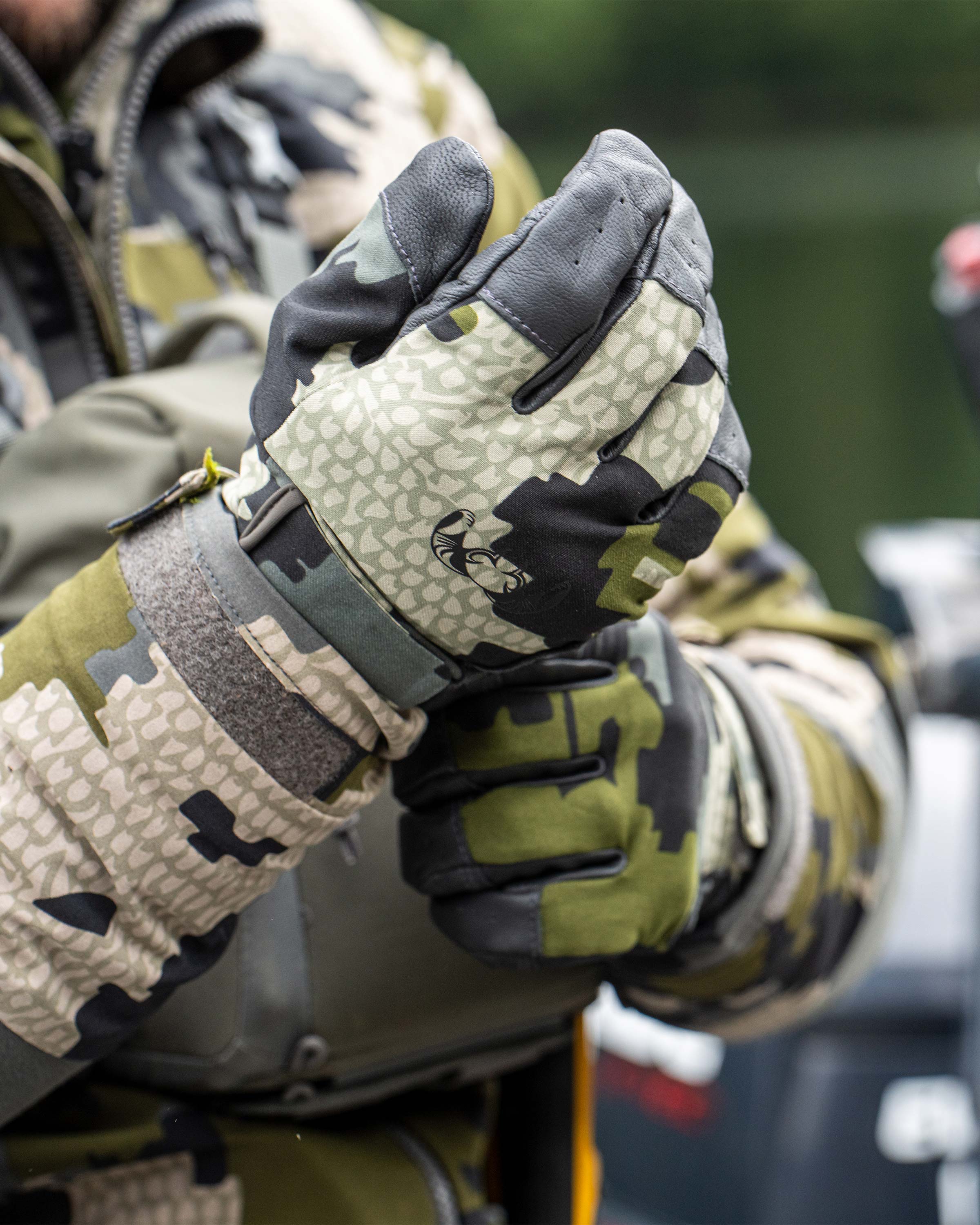 Precision Glove | Gunmetal - Image 5