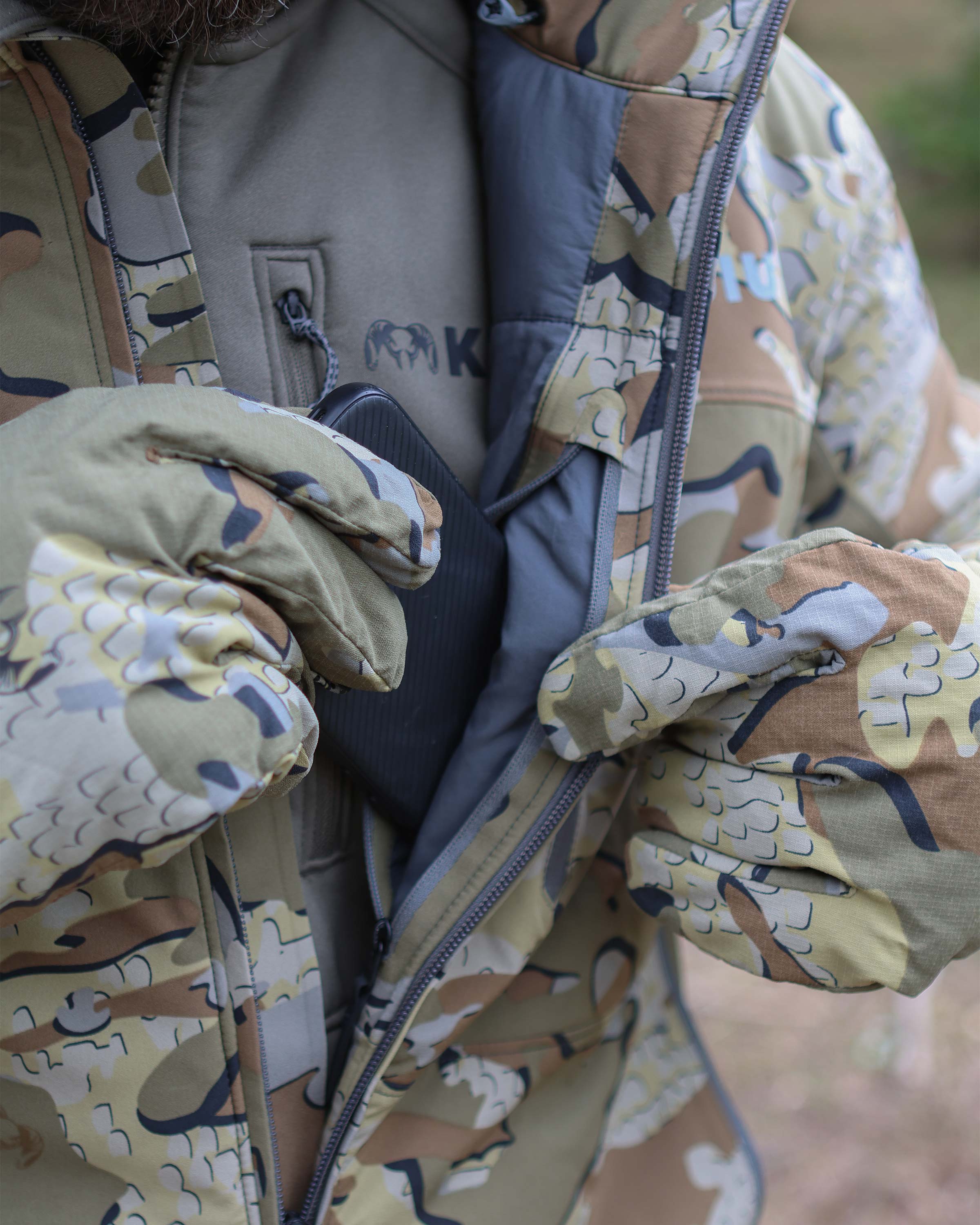 Mountain PRO Hooded Jacket | Vias - Image 10